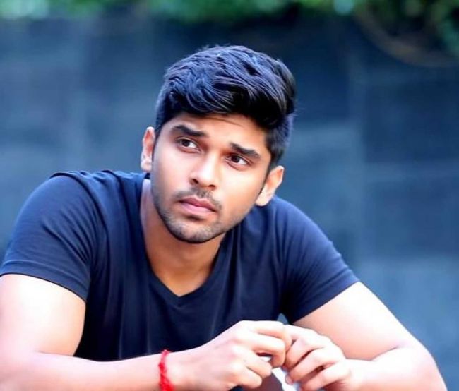 Dhruv Vikram Age