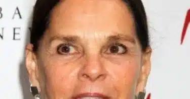 Ali MacGraw Net Worth