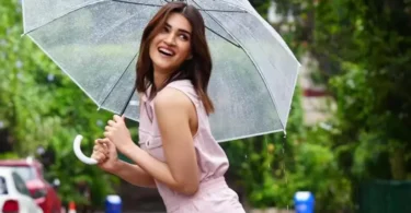 Kriti Sanon Height in Feet