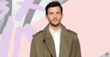 Is Jonathan Bailey Gay?