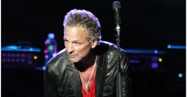 Lindsey Buckingham Net Worth