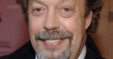 Is Tim Curry Gay?