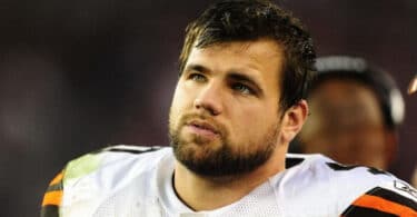 Peyton Hillis Net Worth