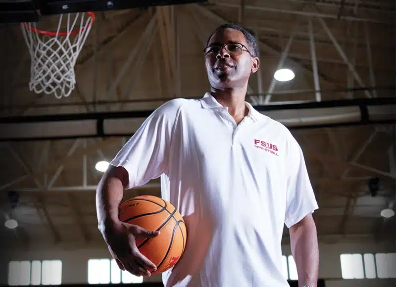 Charlie Ward Net Worth The MultiSport Star's Financial Game — citiMuzik