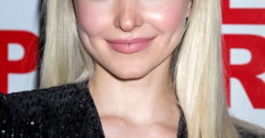 Dove Cameron Net Worth