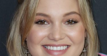 Olivia Holt Net Worth