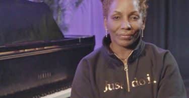 Stephanie Mills Net Worth