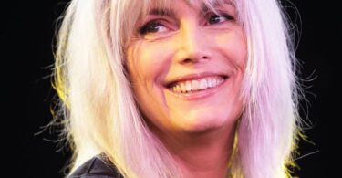 Emmylou Harris Net Worth