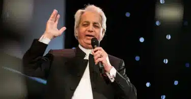 Benny Hinn Net Worth