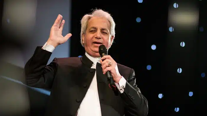 Benny Hinn Net Worth