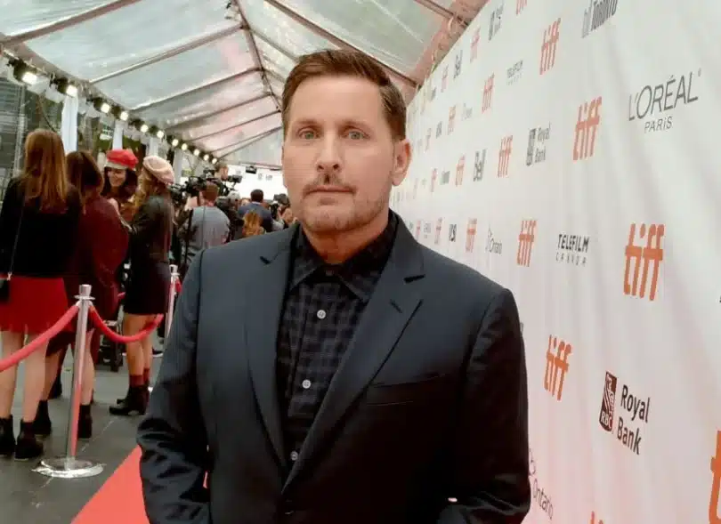 Emilio Estevez, an American actor and filmmaker with a net worth of $18 million, gained fame as a Brat Pack member. He is the son of actor Martin Sheen, also known as Ramón Estévez. In the early 2000s, Estevez purchased a Malibu home for $2.2 million, which he later listed for $10 million. In December 2016, Tool drummer Danny Carey bought the property for $6.35 million.