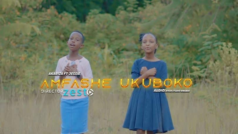 AUDIO Jessie Ft Akaliza - Amfashe Ukuboko MP3 DOWNLOAD