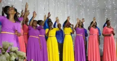 Ambassadors Of Christ Choir - Umwami Ukomeye