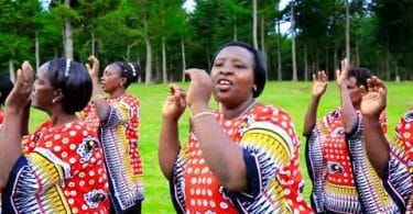 AUDIO Ting'ang'a Catholic Choir - Nginyúkítie MP3 DOWNLOAD